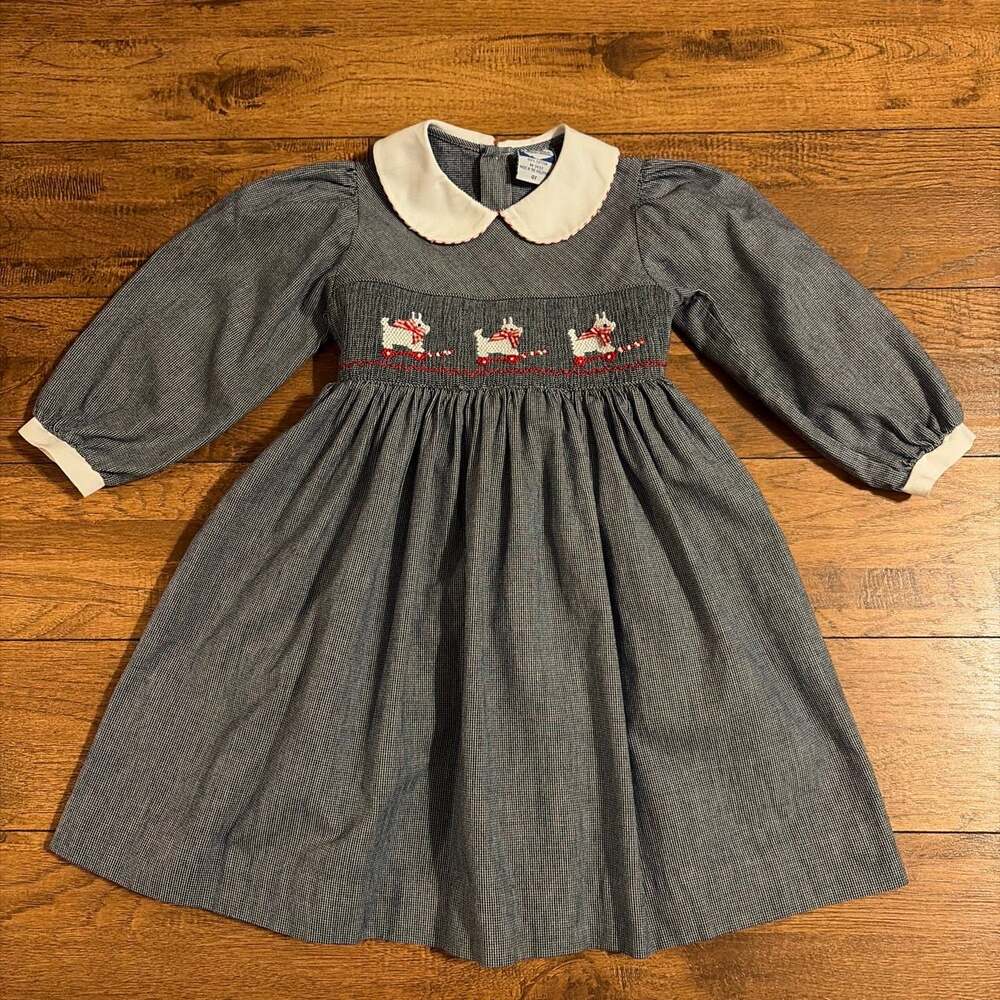 Carriage Boutiques by Friedknit Creations Blue Gingham Smocked Dress 4Y